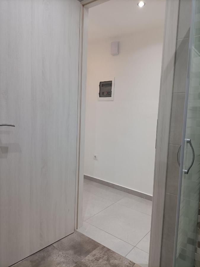 City O-Central Apartment Athena Bagian luar foto