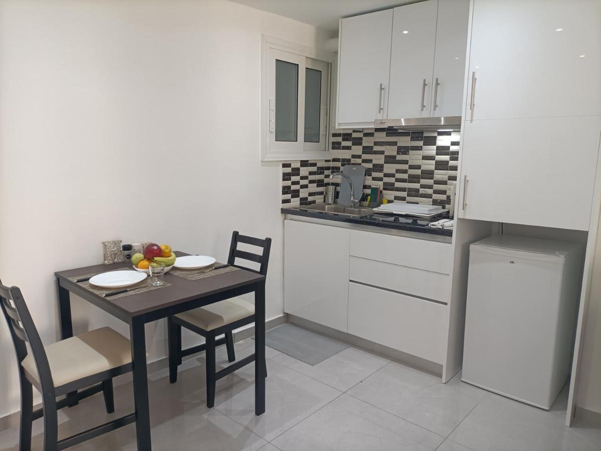 City O-Central Apartment Athena Bagian luar foto